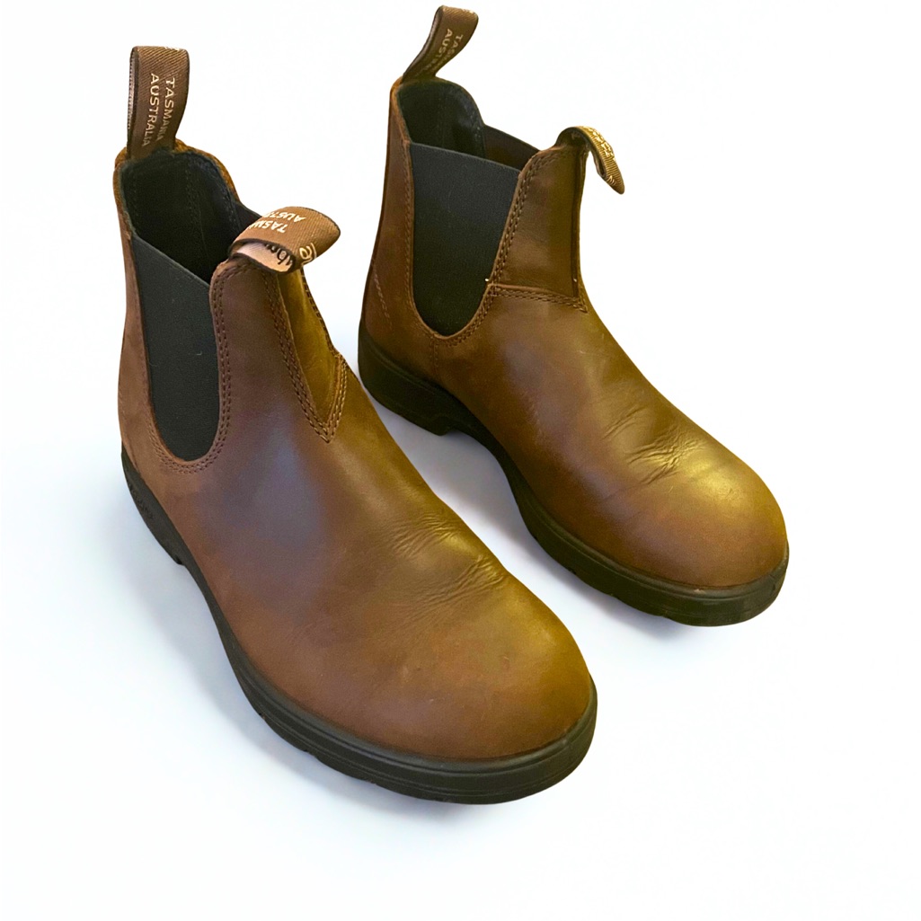Rustic Brown Leather Blundstone Chelsea Boots